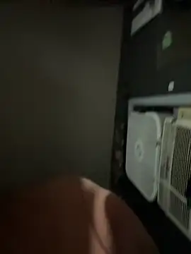 Snapshot of busnfatnutsLildee chatting on November 4, 1:48 pm busnfatnutsLildee online show from November 4, 1:48 pm