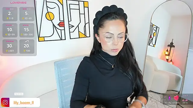 Lyliboomm online show from February 19, 10:51 pm