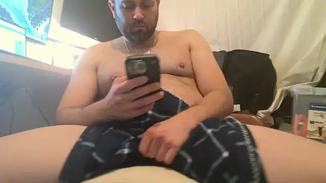 jasoncali305 online show from April 13, 1:59 pm