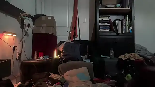 jasoncali305 online show from April 14, 2:11 pm