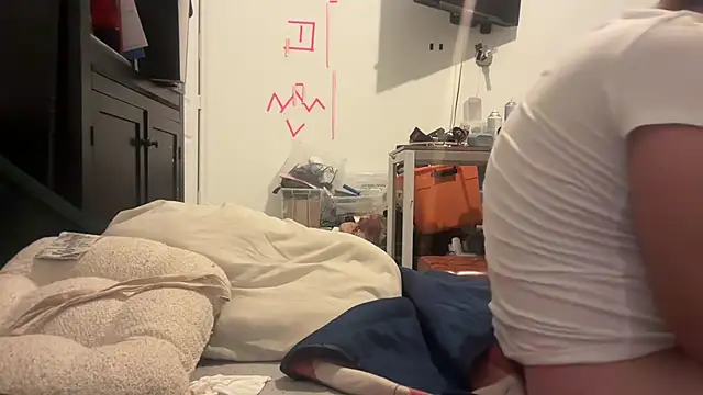 jasoncali305 online show from March 28, 5:36 pm