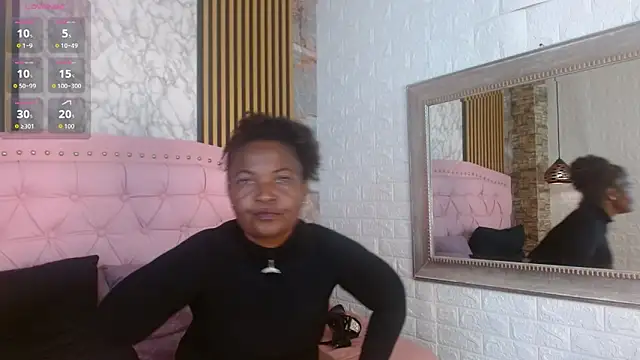 Snapshot of sheyla__ebony chatting on November 7, 9:52 pm sheyla ebony online show from November 7, 9:52 pm