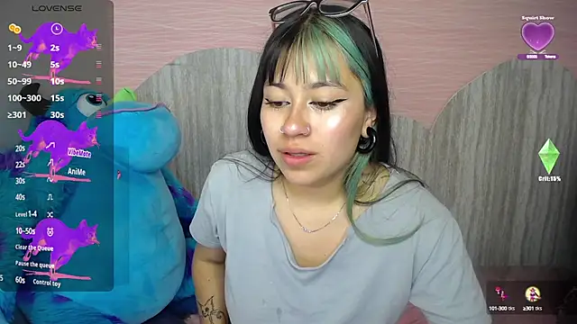 Snapshot of nicte_t_ chatting on October 9, 8:42 pm nicte t online show from October 9, 8:42 pm