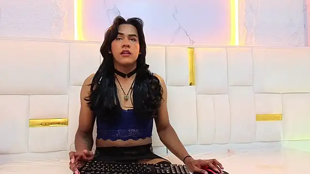 anaisa tp online show from October 1, 2:10 pm