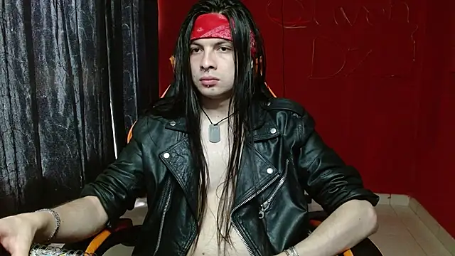 Snapshot of stvn_hot chatting on October 17, 8:10 pm stvn hot online show from October 17, 8:10 pm