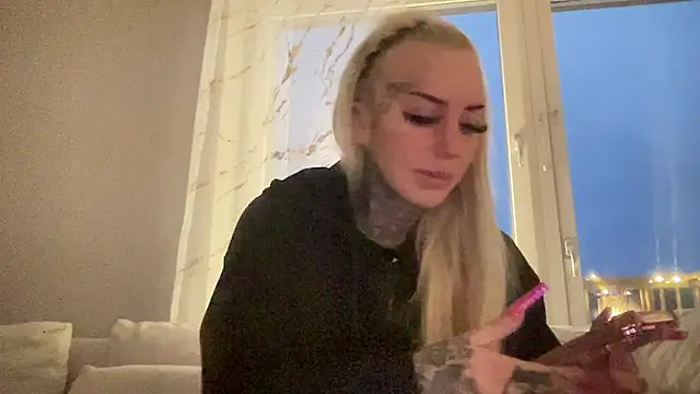 paulinaalatalo online show from January 13, 2:54 pm