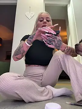 paulinaalatalo online show from March 7, 3:50 pm