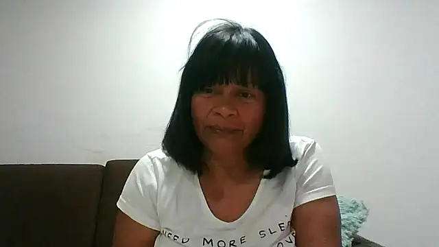 adri89-g online show from December 14, 12:06 am