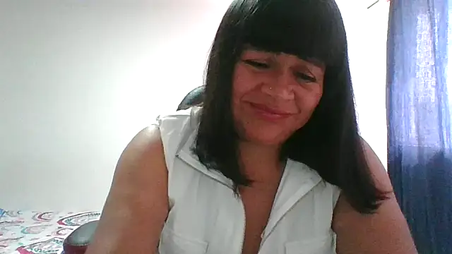 adri89-g online show from February 11, 3:34 pm