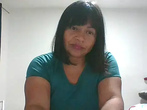 adri89-g online show from November 25, 4:13 am