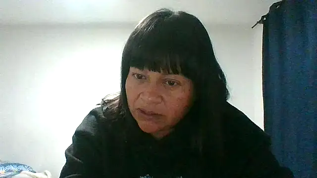 adri89-g online show from January 10, 4:08 am