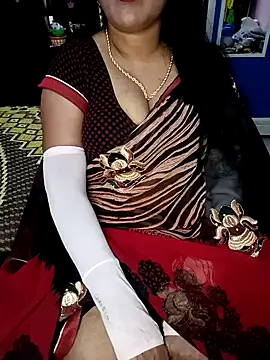 Snapshot of KannadaTamilTeluguBeauty chatting on December 5, 5:44 pm KannadaTamilTeluguBeauty online show from December 5, 5:44 pm