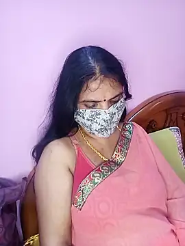 Snapshot of KannadaTamilTeluguBeauty chatting on October 28, 8:35 am KannadaTamilTeluguBeauty online show from October 28, 8:35 am