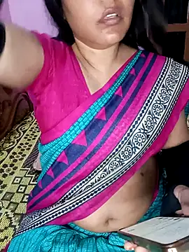 Snapshot of KannadaTamilTeluguBeauty chatting on November 14, 4:54 pm KannadaTamilTeluguBeauty online show from November 14, 4:54 pm