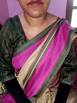 Snapshot of KannadaTamilTeluguBeauty chatting on November 15, 6:28 am KannadaTamilTeluguBeauty online show from November 15, 6:28 am