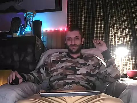 Snapshot of HarmoniousPhantasm3 chatting on February 27, 2:56 am HarmoniousPhantasm3 online show from February 27, 2:56 am