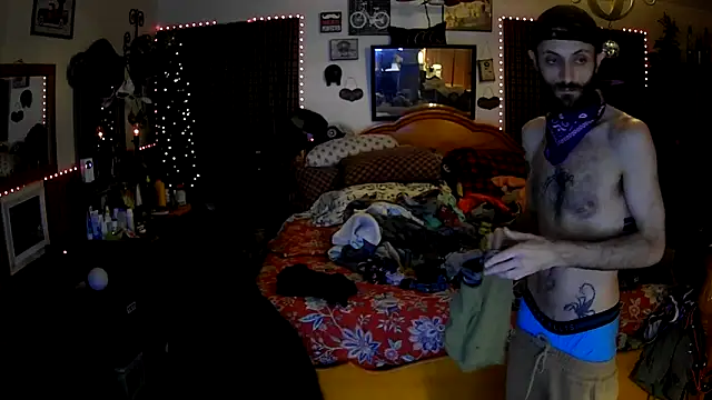 HarmoniousPhantasm3 online show from November 5, 8:45 pm