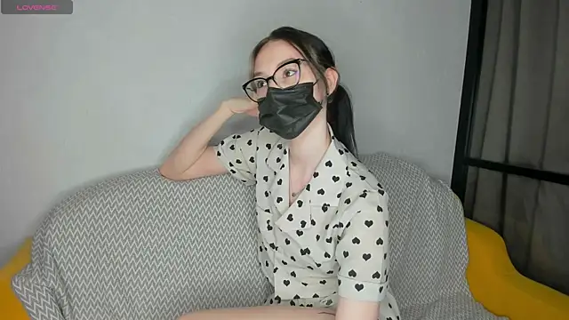 Molllysdays online show from May 2, 12:49 am