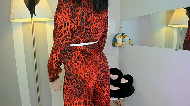 Molllysdays online show from December 2, 5:36 pm