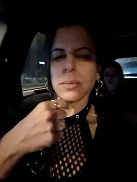 Alexis21821 online show from December 5, 1:16 am