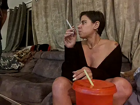 Alexis21821 online show from December 2, 5:03 pm