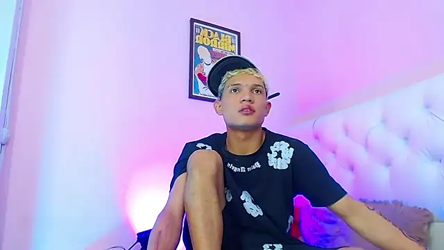 Snapshot of EL_VENEZOLANO_22CM chatting on November 21, 6:34 am EL VENEZOLANO 22CM online show from November 21, 6:34 am