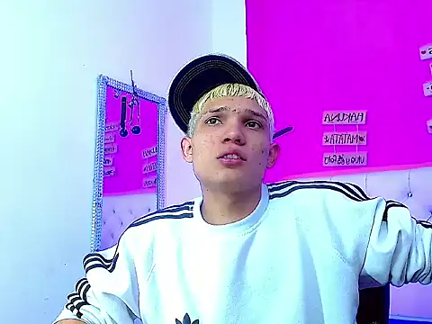 EL VENEZOLANO 22CM online show from October 18, 4:36 am