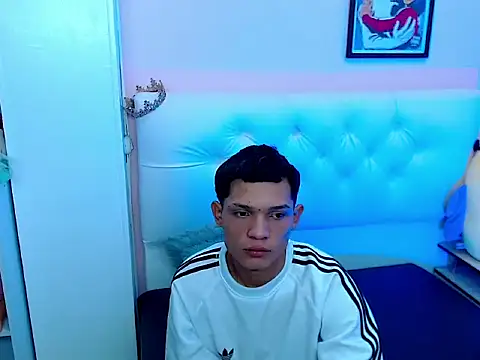 EL VENEZOLANO 22CM online show from September 19, 7:12 am