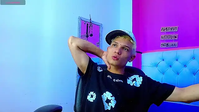 EL VENEZOLANO 22CM online show from October 9, 4:46 am