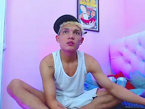 Snapshot of EL_VENEZOLANO_22CM chatting on November 10, 11:04 am EL VENEZOLANO 22CM online show from November 10, 11:04 am