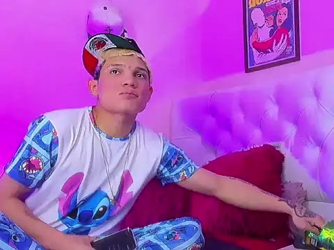 EL VENEZOLANO 22CM online show from December 20, 3:31 am