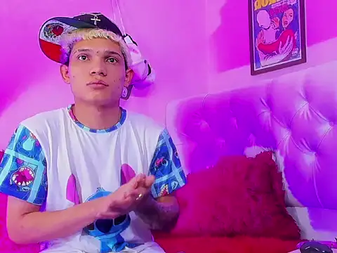 EL VENEZOLANO 22CM online show from December 21, 4:03 am