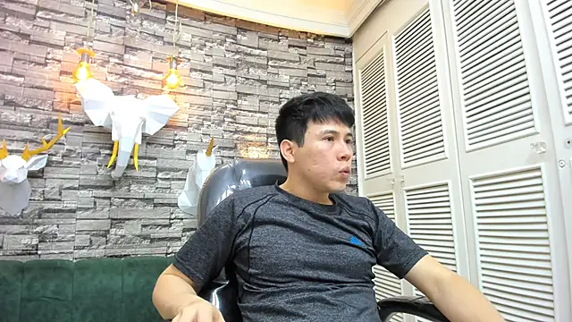 Nick Wolff online show from October 3, 8:43 pm