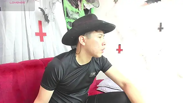 Nick Wolff online show from October 27, 10:49 am