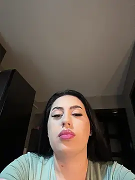 Snapshot of Andrestarr chatting on July 4, 7:51 pm Andrestarr online show from July 4, 7:51 pm