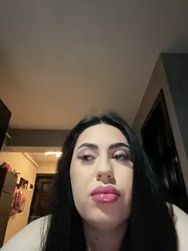 Snapshot of Andrestarr chatting on July 11, 6:41 pm Andrestarr online show from July 11, 6:41 pm