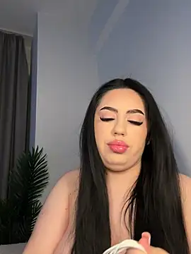 Andrestarr online show from April 11, 5:38 pm