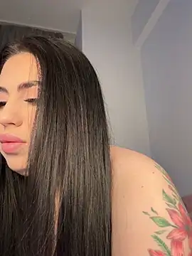 Andrestarr online show from March 31, 5:04 pm