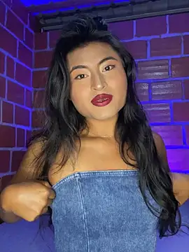 Michelle Narvaez online show from March 4, 1:13 am