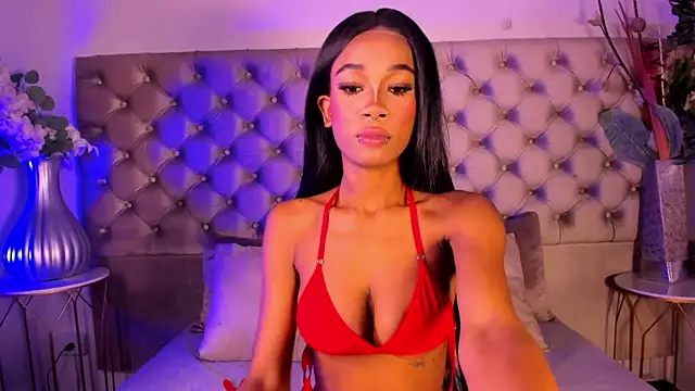 AishaValcazar online show from January 10, 4:19 am