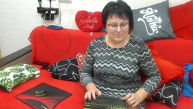 Snapshot of KittyCharm chatting on January 16, 8:35 pm KittyCharm online show from January 16, 8:35 pm