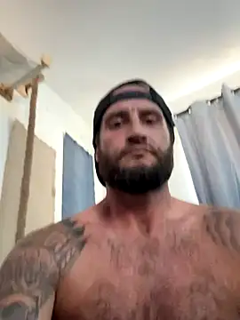 Snapshot of skip69xxx chatting on September 12, 7:13 pm skip69xxx online show from September 12, 7:13 pm