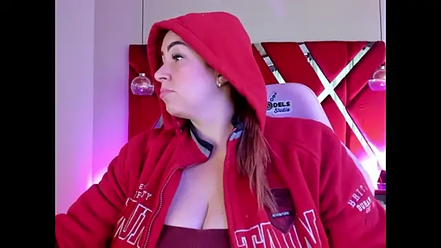 alexiaystive3 online show from September 30, 4:02 pm