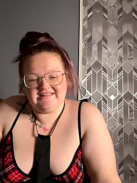Snapshot of AmberBliss-X chatting on October 5, 9:16 pm AmberBliss-X online show from October 5, 9:16 pm