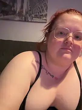 Snapshot of AmberBliss-X chatting on May 10, 9:27 pm AmberBliss-X online show from May 10, 9:27 pm