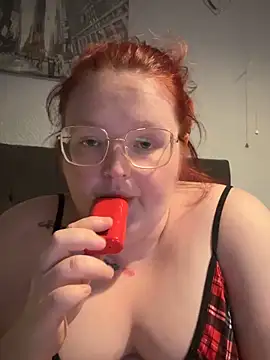 Snapshot of AmberBliss-X chatting on May 8, 10:46 pm AmberBliss-X online show from May 8, 10:46 pm