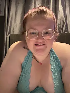 Snapshot of AmberBliss-X chatting on September 30, 5:24 am AmberBliss-X online show from September 30, 5:24 am