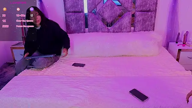 Snapshot of danilu_and_eva21 chatting on October 3, 8:43 pm danilu and eva21 online show from October 3, 8:43 pm