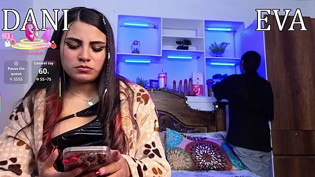 danilu and eva21 online show from February 2, 6:40 pm