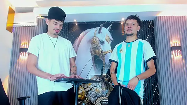 Iam Steven online show from November 5, 1:03 pm